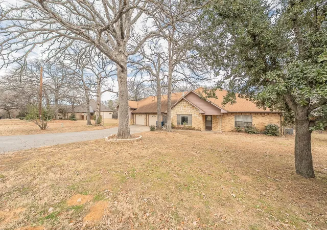 Homes for sale in Colleyville, TX | 6313 Bettinger Dr, Colleyville, TX 76034 | MLS# 21171862
