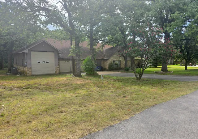 Photo 3 of Sale Pending at 6313 Bettinger Dr, Colleyville, TX 76034 | MLS# 21171862 | Listing updated on 2026-09-27