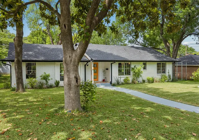 Photo 2 of Single family home for sale at 2715 Bonnywood Ln, Dallas, TX 75233 | MLS# 21150148 | Listing updated on 2026-08-22