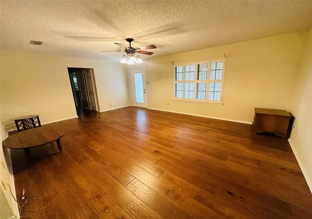Photo 4 of Single family home for sale at 1408 Elmwood St, Sulphur Springs, TX 75482 | MLS# 21158043 | Listing updated on 2026-08-31