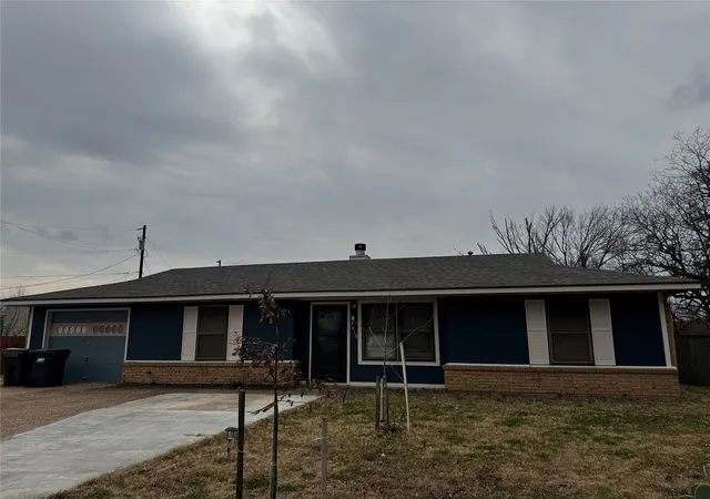 Homes for sale in Corsicana, TX | 2416 Morris Dr, Corsicana, TX 75110 | MLS# 21176620
