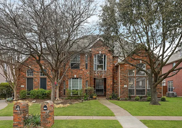 Photo 1 of Sale Pending at 11462 Fountainbridge Dr, Frisco, TX 75035 | MLS# 21165192 | Listing updated on 2026-07-20