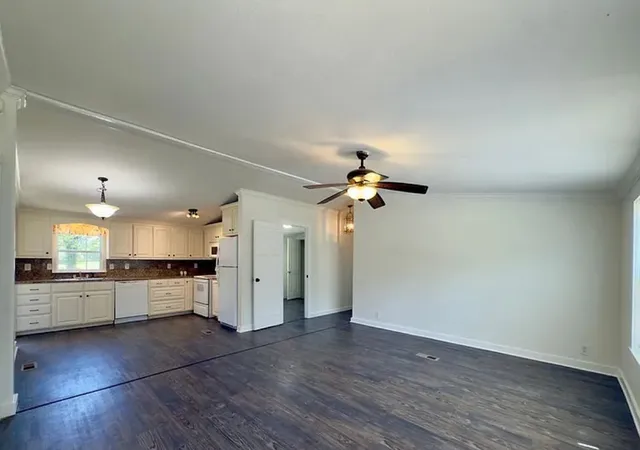 Homes for sale in Gholson, TX | 375 Alto Ln, Gholson, TX 76705 | MLS# 21176796
