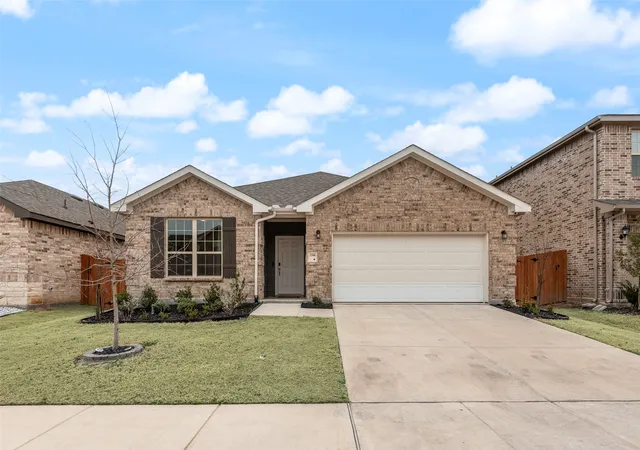 Photo 2 of Single family home for sale at 3208 Apple Creek Ave, Crandall, TX 75114 | MLS# 21174394 | Listing updated on 2026-07-04
