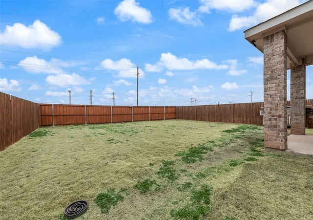 Photo 3 of Single family home for sale at 3208 Apple Creek Ave, Crandall, TX 75114 | MLS# 21174394 | Listing updated on 2026-07-04