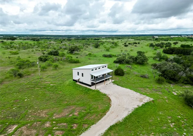 Homes for sale in Strawn, TX | 4064 Hells Gate Loop, Strawn, TX 76475 | MLS# 21176834