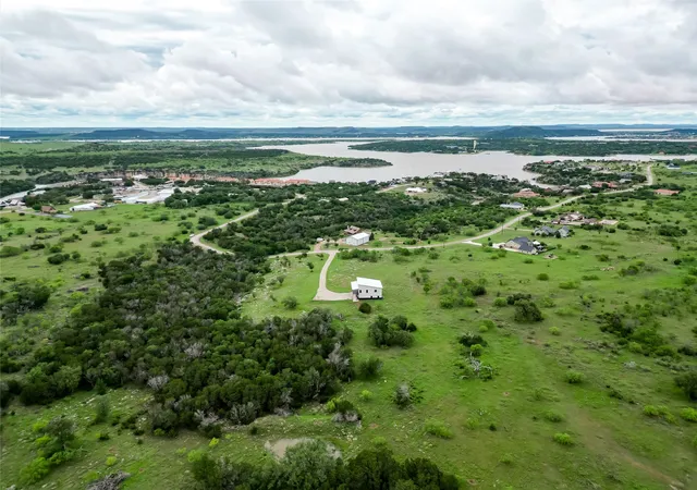 Homes for sale in Strawn, TX | 4064 Hells Gate Loop, Strawn, TX 76475 | MLS# 21176834
