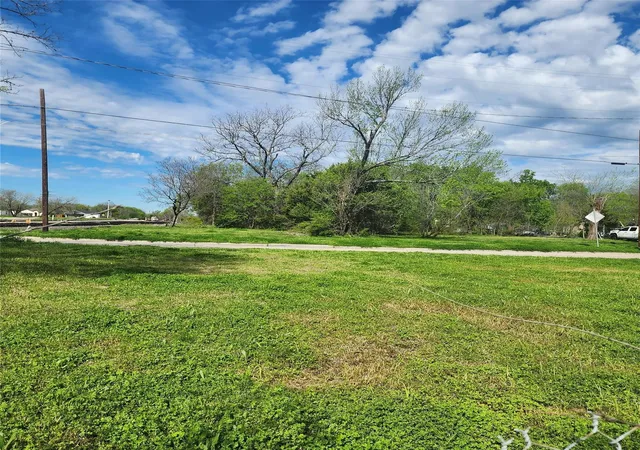 Photo 4 of Land for sale at 2927 Wellington St, Greenville, TX 75401 | MLS# 21173336 | Listing updated on 2026-07-20