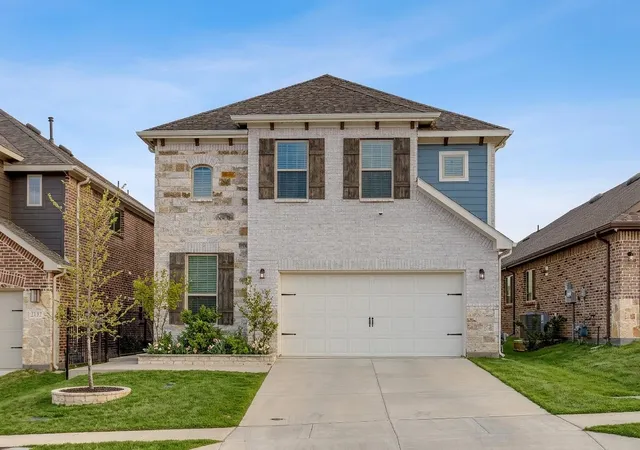 Photo 1 of Single family home for sale at 2130 Sunnymede Dr, Forney, TX 75126 | MLS# 21176493 | Listing updated on 2026-08-28