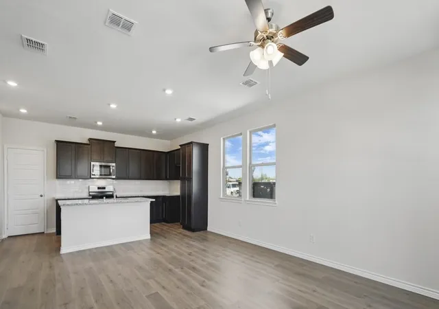 Photo 3 of Townhouse for sale at 1916 Hellams Ln, Royse City, TX 75189 | MLS# 21177089 | Listing updated on 2026-09-18