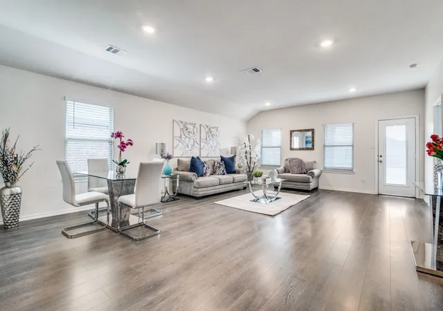 Photo 3 of Single family home for sale at 2908 Wooten Trl, Royse City, TX 75189 | MLS# 21177892 | Listing updated on 2026-08-28