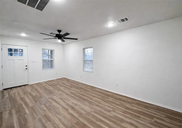 Photo 3 of Single family home for sale at 3110 Park St, Greenville, TX 75401 | MLS# 21176662 | Listing updated on 2026-08-25