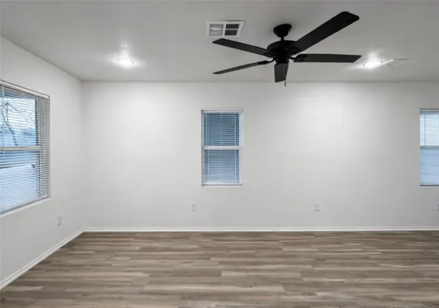 Photo 3 of Single family home for sale at 3110 Park St, Greenville, TX 75401 | MLS# 21176662 | Listing updated on 2026-08-25