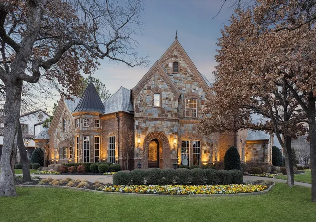 Photo 1 of Mansion for sale at 1800 Beam Dr, Southlake, TX 76092 | MLS# 21161535 | Listing updated on 2026-08-22