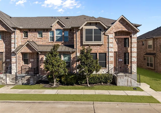Photo 2 of Sale Pending at 921 Shelby Ln, The Colony, TX 75056 | MLS# 21178204 | Listing updated on 2026-07-11