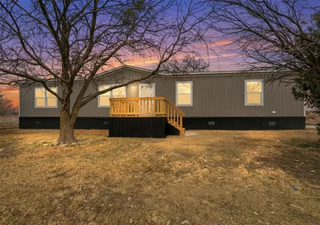 Homes for sale in Godley, TX | 5813 County Road 912, Godley, TX 76044 | MLS# 21158717
