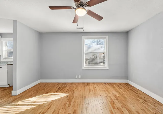 Photo 4 of Single family home for sale at 2709 Townsend Dr, Fort Worth, TX 76110 | MLS# 21175189 | Listing updated on 2026-08-21