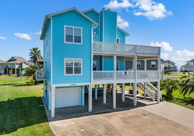 Photo 2 of Single family home for sale at 3240 Castle Dr, Port Bolivar, TX 77650 | MLS# 21178557 | Listing updated on 2026-10-07