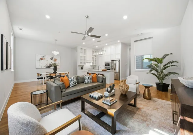 Homes for sale in Dallas, TX | 625 N Tyler St #402, Dallas, TX 75208 | MLS# 21169841