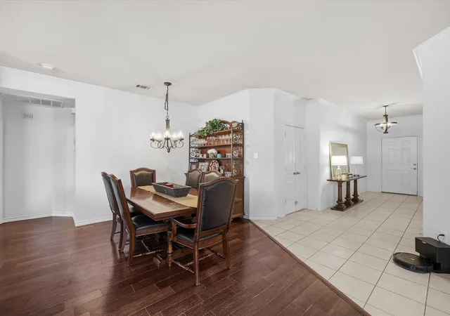 Photo 3 of Single family home for sale at 211 Carriage Dr, Willow Park, TX 76087 | MLS# 21177015 | Listing updated on 2026-08-24