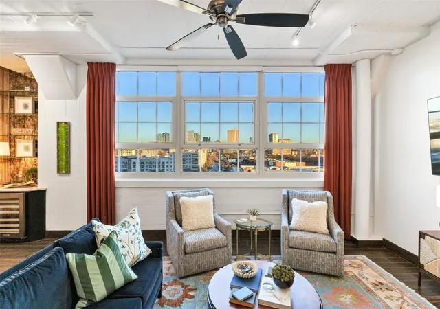 2nd image of 2600 W 7th St #2654, Fort Worth, TX 76107 | MLS# 21168351
