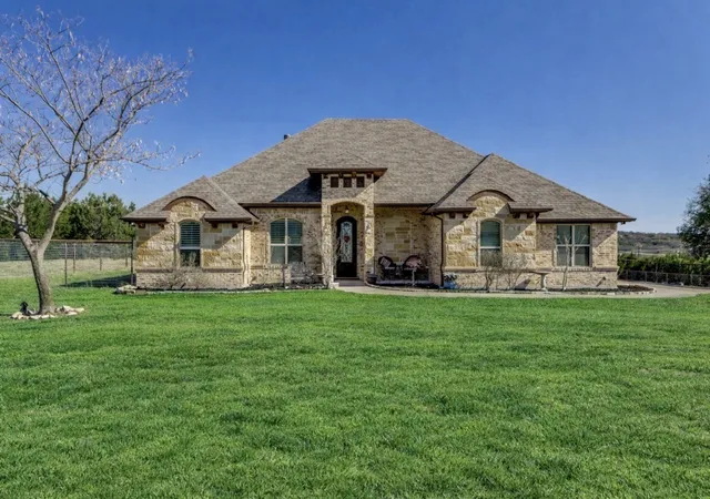 Homes for sale in Cresson, TX | 259 Hidden Creek Rd, Cresson, TX 76035 | MLS# 21178808