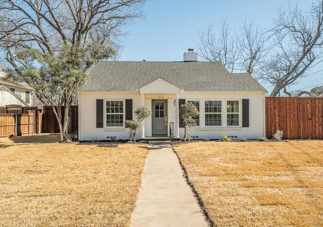 1st image of 100 Crestwood Dr, Fort Worth, TX 76107 | MLS# 21179023
