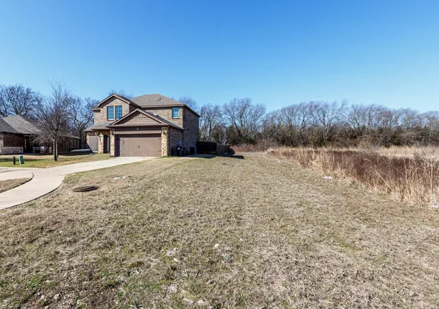 Photo 2 of Single family home for sale at 2353 Stefani St, Anna, TX 75409 | MLS# 21179107 | Listing updated on 2026-07-26