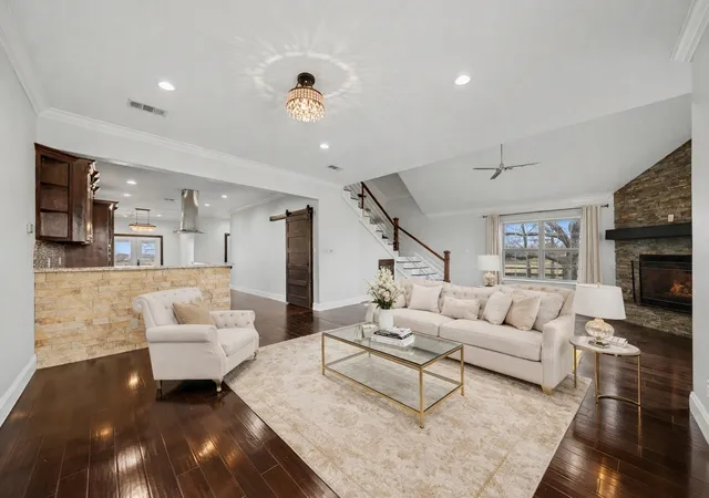 Photo 3 of Single family home for sale at 661 Majors Dr, Sulphur Springs, TX 75482 | MLS# 21179075 | Listing updated on 2026-10-03