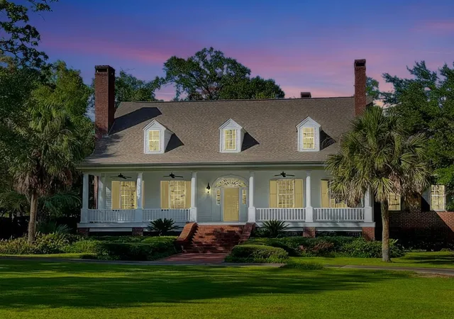 Photo 2 of Sale Pending at 1409 Bending Brook Cir, Lufkin, TX 75904 | MLS# 21179195 | Listing updated on 2026-08-05