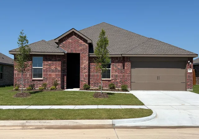 Photo 1 of Single family home for sale at 1921 Reveille Wy, Terrell, TX 75160 | MLS# 21179232 | Listing updated on 2026-10-02