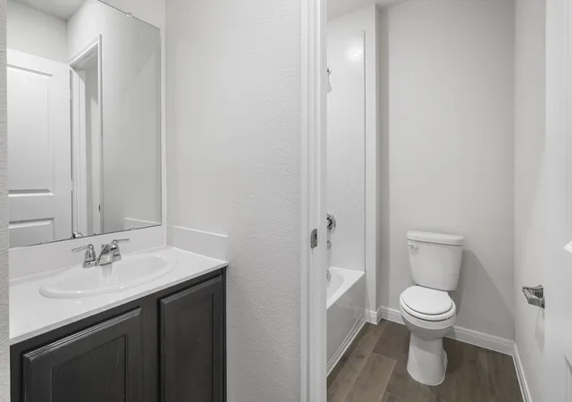 Photo 2 of Single family home for sale at 1921 Reveille Wy, Terrell, TX 75160 | MLS# 21179232 | Listing updated on 2026-10-02