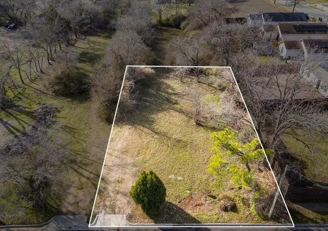 Photo 2 of Land for sale at 5204 Anderson St, Fort Worth, TX 76105 | MLS# 21179089 | Listing updated on 2026-08-28