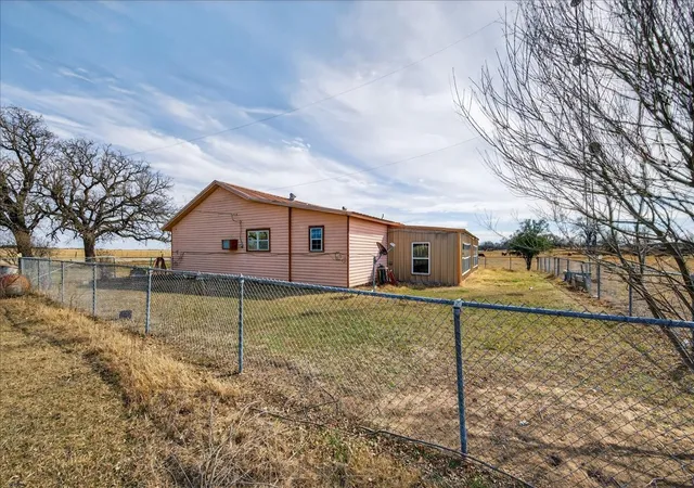 Homes for sale in De Leon, TX | 900 Fm 2921, De Leon, TX 76444 | MLS# 21179279