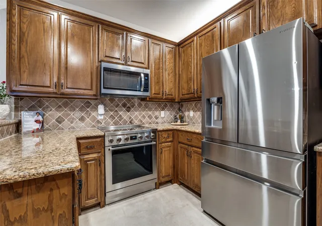 Photo 3 of Sale Pending at 2212 Paige Ct, Carrollton, TX 75006 | MLS# 21155231 | Listing updated on 2026-07-14