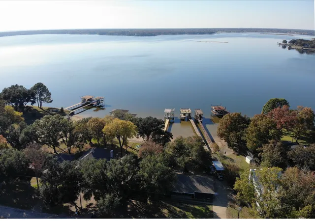 Homes for sale in Gun Barrel City, TX | 280 Autumn Wood Trl, Gun Barrel City, TX 75156 | MLS# 21179098