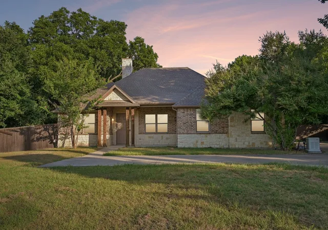 Photo 1 of Single family home for sale at 2617 Kirby Rd, Rowlett, TX 75088 | MLS# 21179677 | Listing updated on 2026-09-02