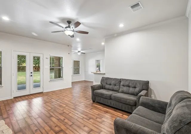 Photo 4 of Single family home for sale at 2617 Kirby Rd, Rowlett, TX 75088 | MLS# 21179677 | Listing updated on 2026-09-02