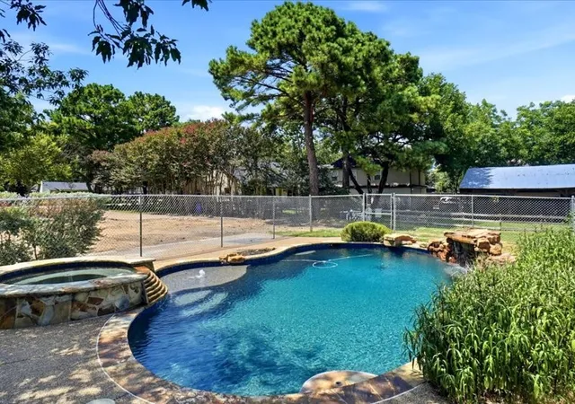 Photo 3 of Land for sale at 6005 Hunter, Colleyville, TX 76034 | MLS# 21179788 | Listing updated on 2026-08-20