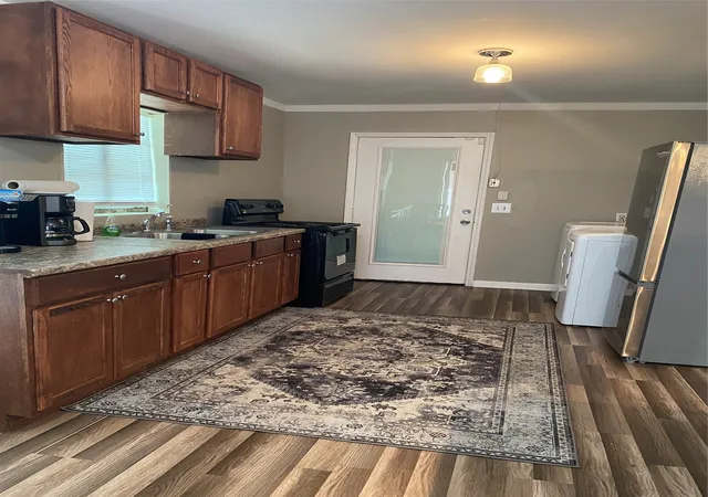 Photo 3 of Single family home for sale at 256 Wichita St, Shreveport, LA 71101 | MLS# 21179802 | Listing updated on 2026-08-27