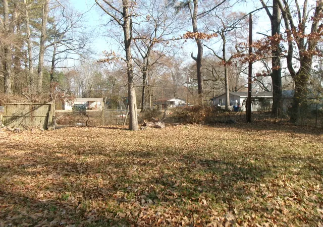 Photo 3 of Single family home for sale at 2116 Hawkins St, Shreveport, LA 71107 | MLS# 21179846 | Listing updated on 2026-08-27