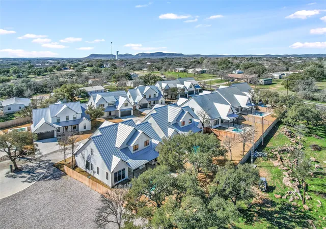 Photo 3 of Single family home for sale at 2419 Cherry Ln, Kingsland, TX 78639 | MLS# 21163532 | Listing updated on 2026-07-05