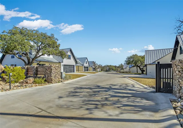 Homes for sale in Kingsland, TX | 2411 Cherry Ln, Kingsland, TX 78639 | MLS# 21163531