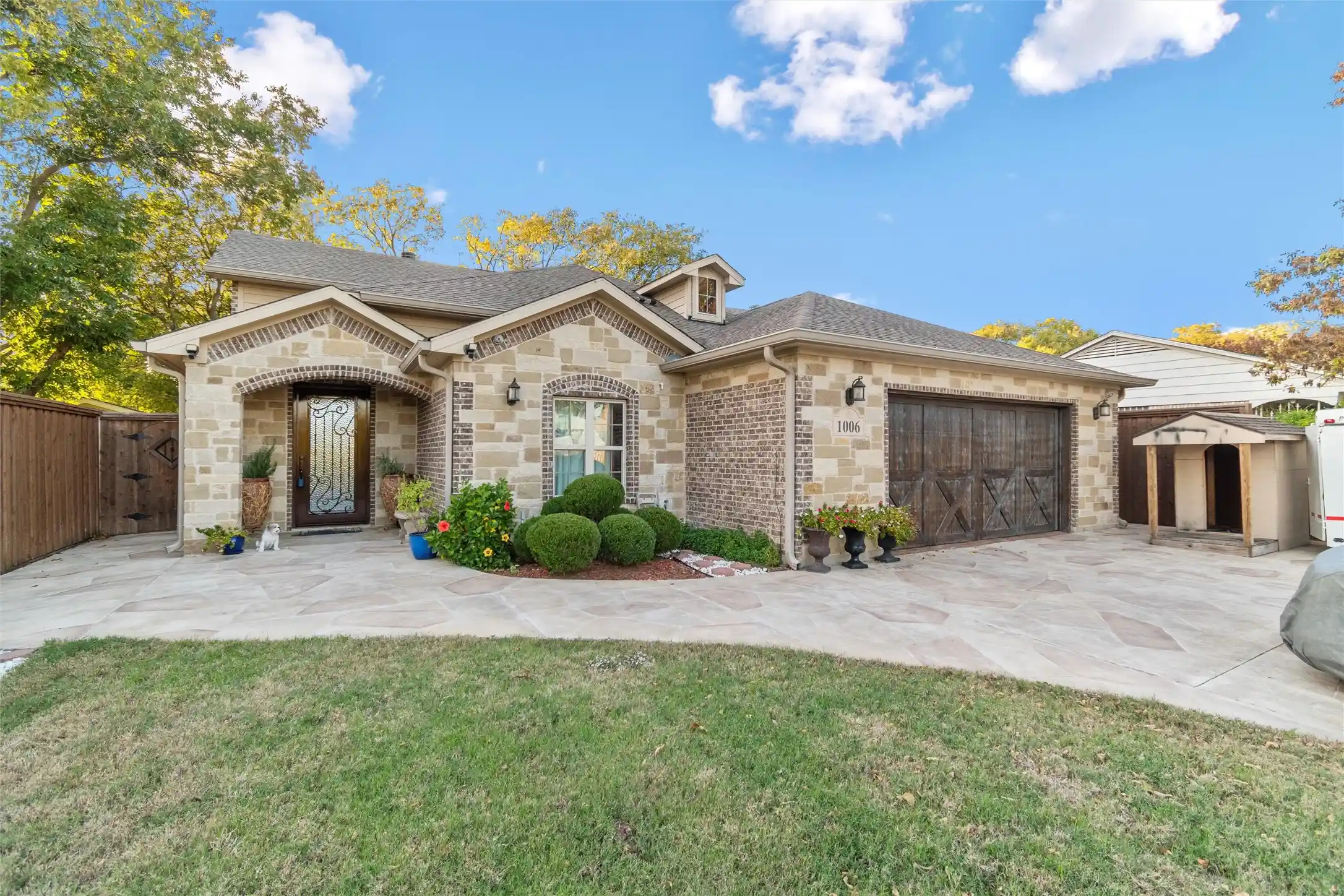 Single family home for sale at 1006 Manning St, Grand Prairie, TX 75051 | MLS# 21180068