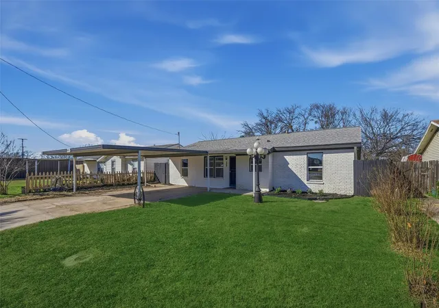 1st image of 228 Kay Ln, Saginaw, TX 76179 | MLS# 21172474