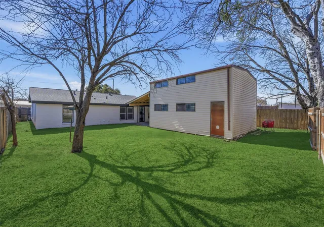 5th image of 228 Kay Ln, Saginaw, TX 76179 | MLS# 21172474
