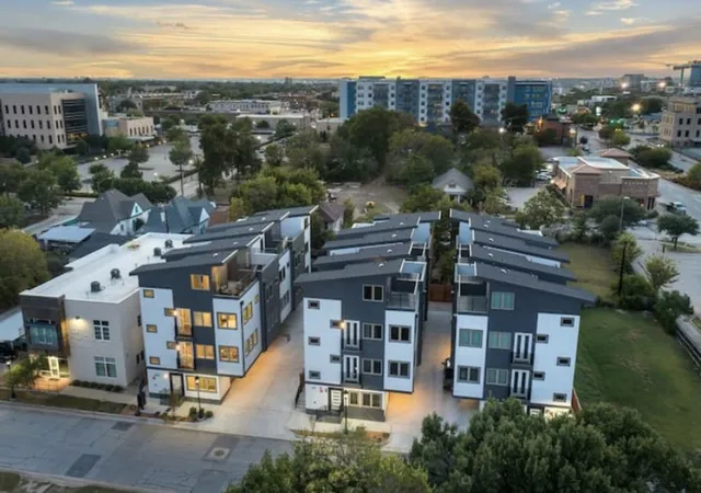 1st image of 1120 Galveston Ave #1, Fort Worth, TX 76104 | MLS# 21177206