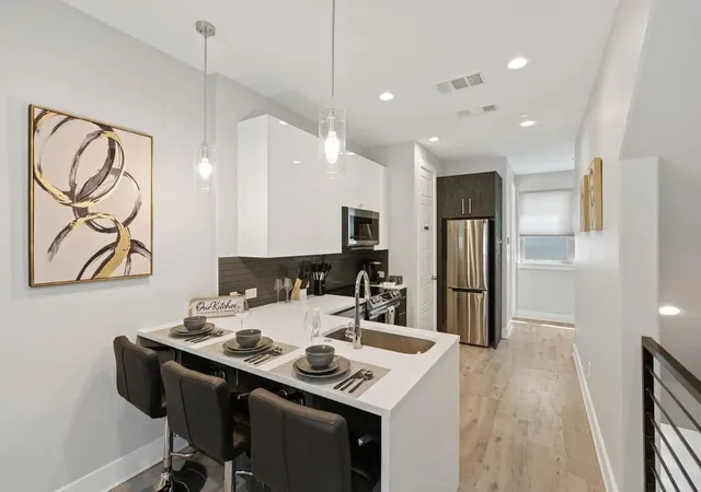 5th image of 1120 Galveston Ave #1, Fort Worth, TX 76104 | MLS# 21177206
