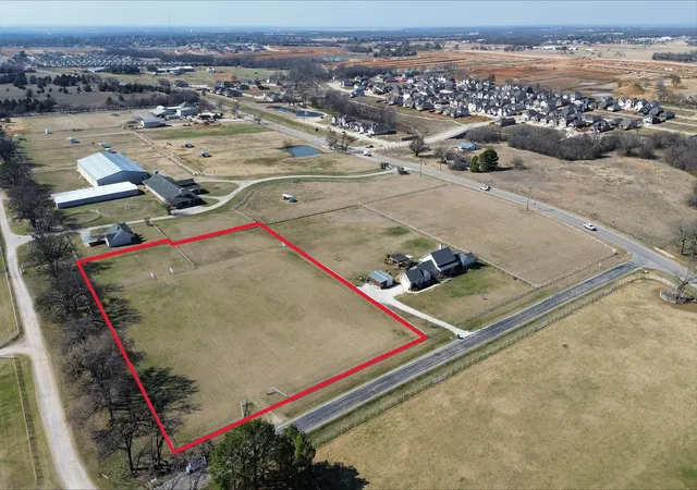 Photo 3 of Land for sale at 6250 Mcnatt Rd, Aubrey, TX 76227 | MLS# 21179779 | Listing updated on 2026-08-04