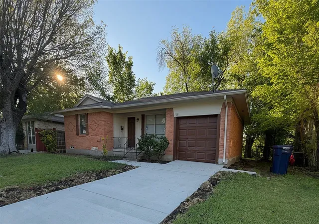 Photo 2 of Single family home for sale at 518 Calvin Dr, Garland, TX 75041 | MLS# 21173991 | Listing updated on 2026-08-31